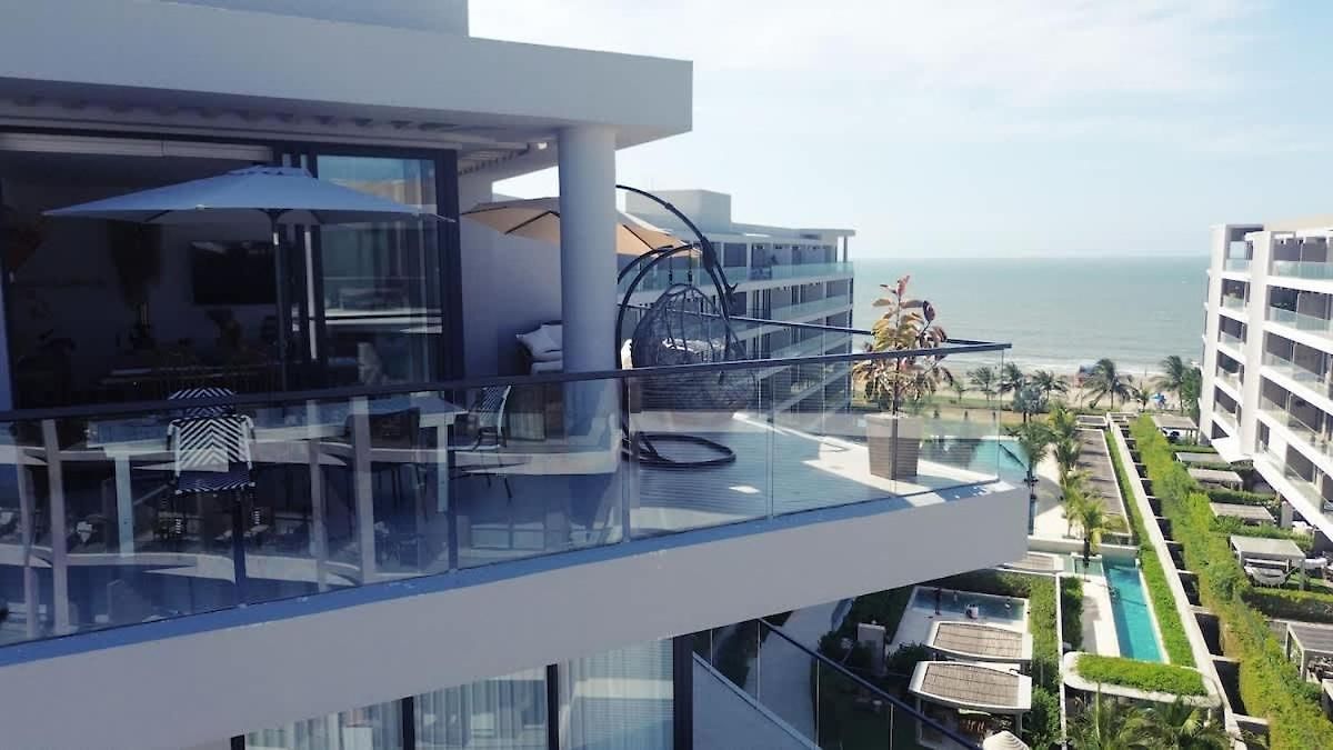 Beachfront Penthouse Spacious, Gym, Pool, 6ppl Apartamento Cartagena