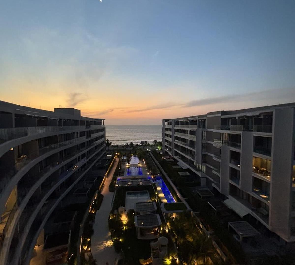 Apartamento Beachfront Penthouse Spacious, Gym, Pool, 6ppl *
