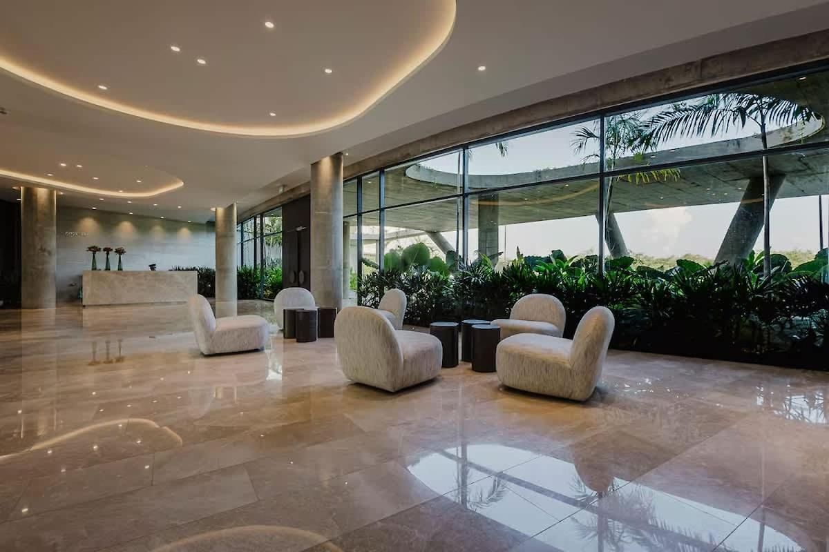 Beachfront Penthouse Spacious, Gym, Pool, 6ppl * Cartagena