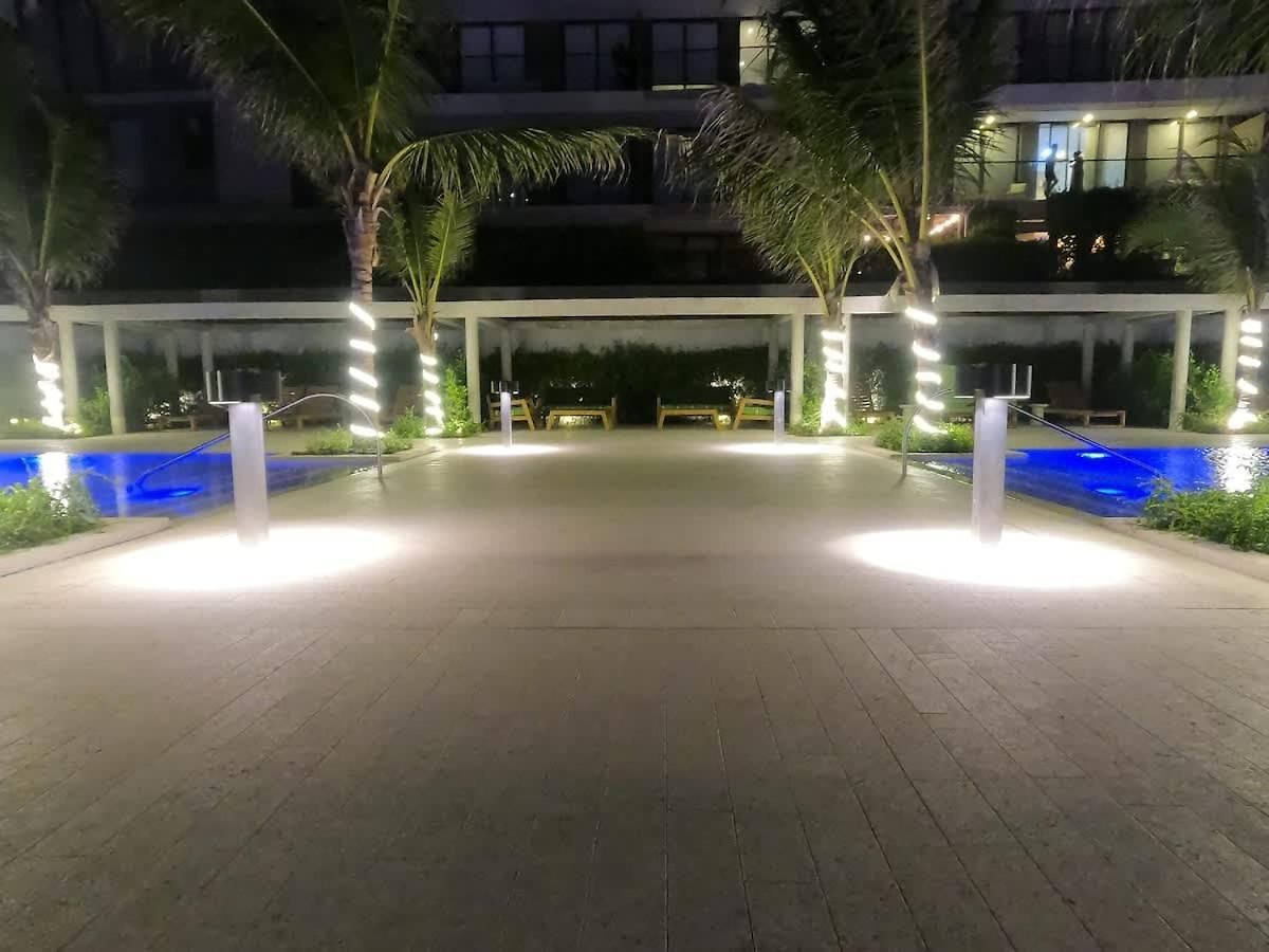 Beachfront Penthouse Spacious, Gym, Pool, 6ppl * Cartagena
