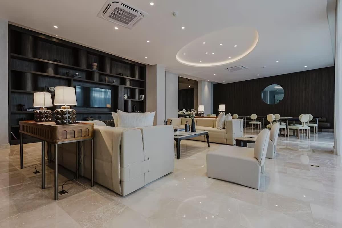 Apartamento Beachfront Penthouse Spacious, Gym, Pool, 6ppl