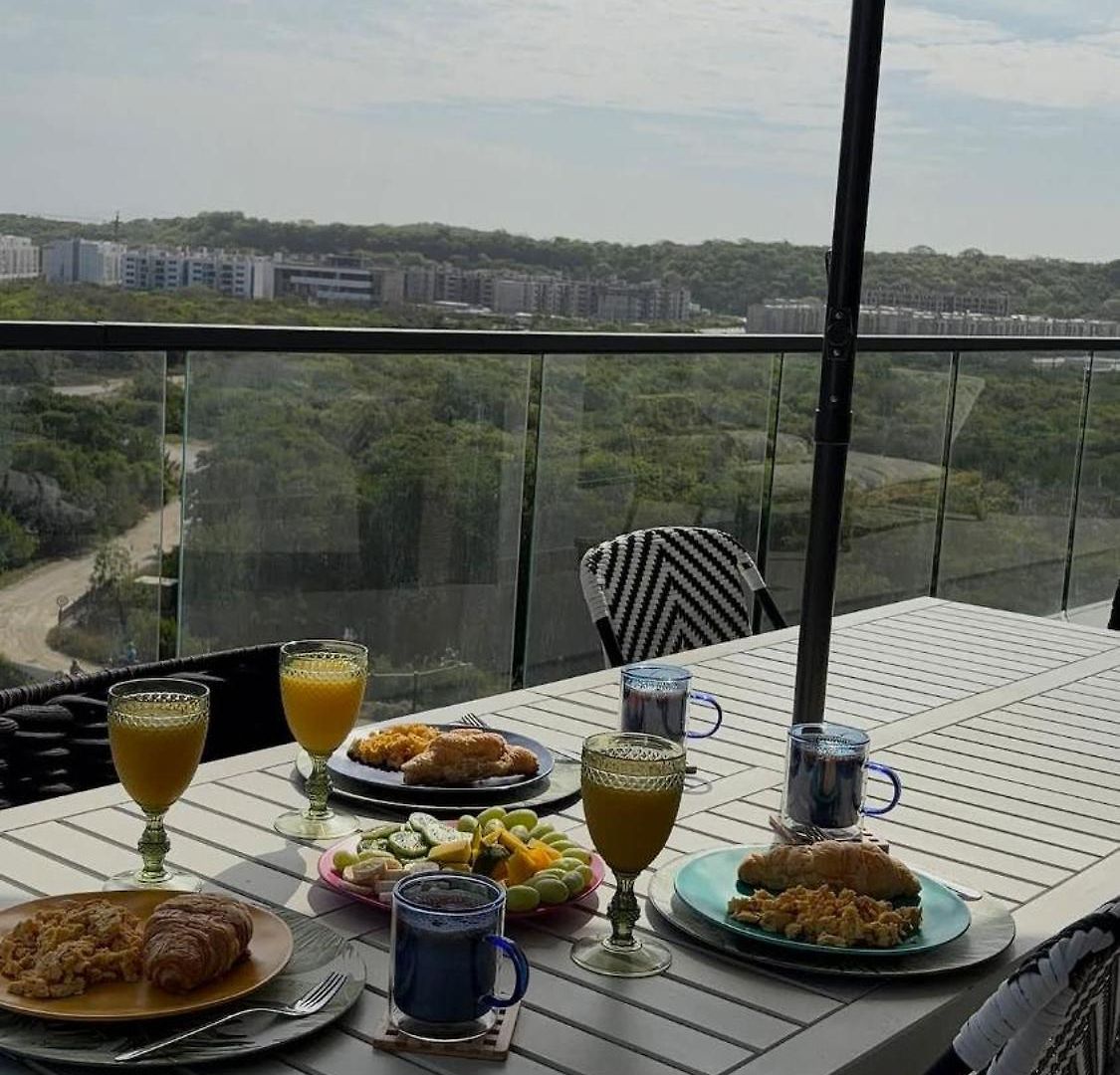 Beachfront Penthouse Spacious, Gym, Pool, 6ppl * Cartagena