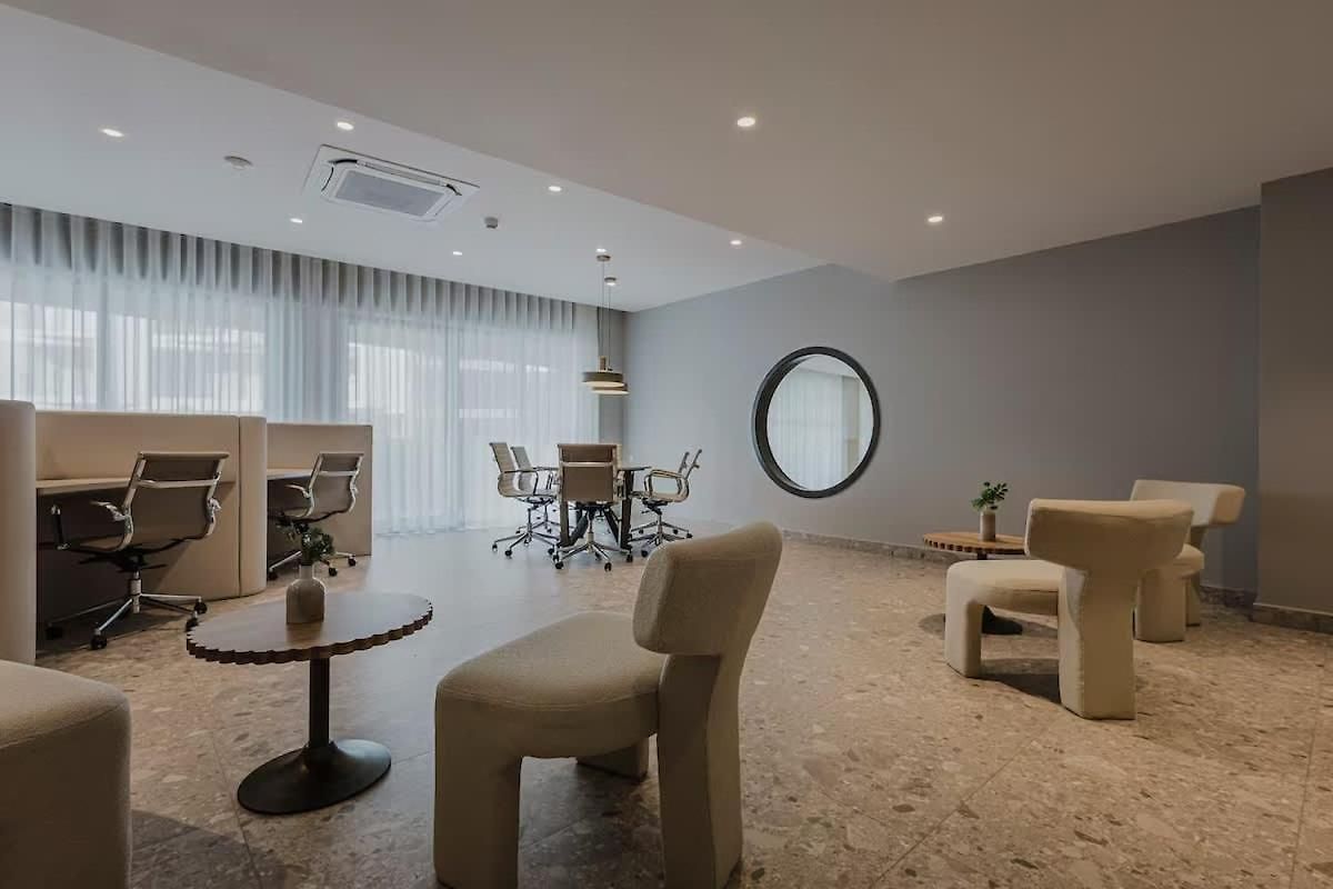 Apartamento Beachfront Penthouse Spacious, Gym, Pool, 6ppl *