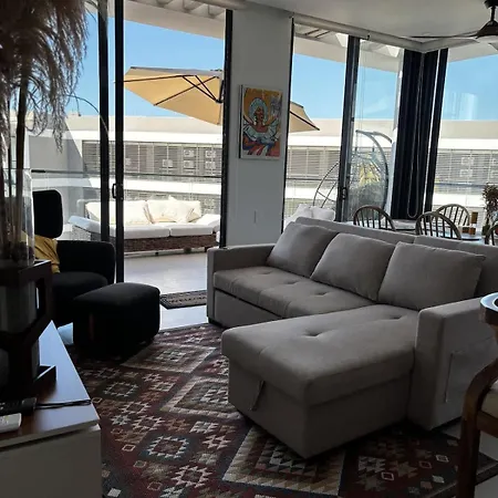 Beachfront Penthouse Spacious, Gym, Pool, 6ppl Apartamento Cartagena