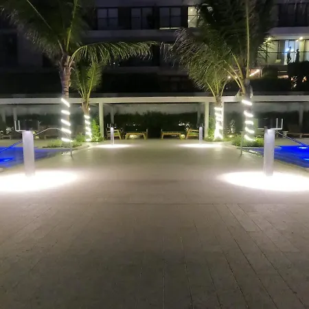 Beachfront Penthouse Spacious, Gym, Pool, 6ppl * Cartagena