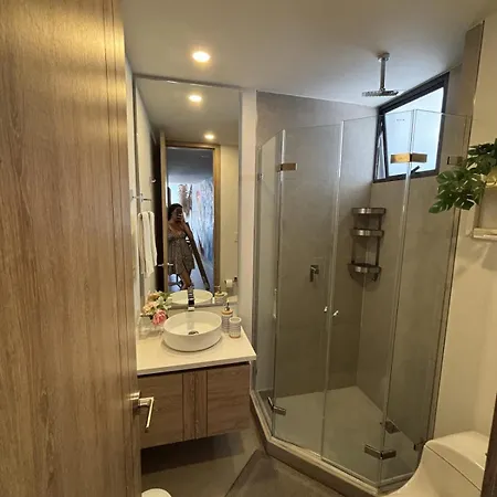Beachfront Penthouse Spacious, Gym, Pool, 6ppl * Cartagena