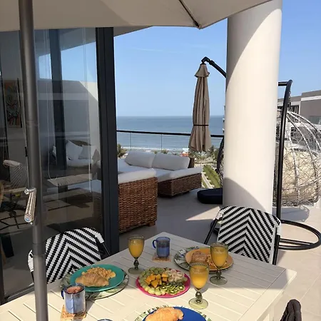 Apartamento Beachfront Penthouse Spacious, Gym, Pool, 6ppl *